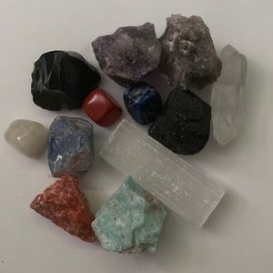 crystal set with crystal chips too ❤️